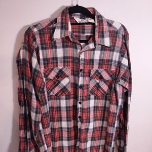 Woolrich medium tall red cotton flannel